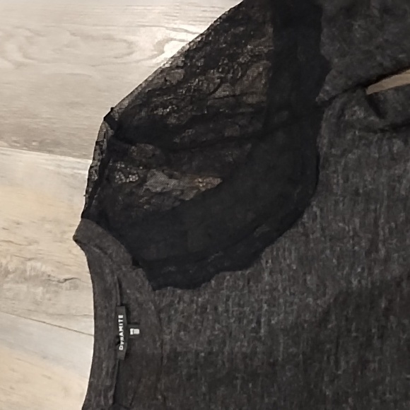 Womans long-sleeved sweater /shirt - Picture 3 of 8